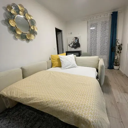 Apartment 2 Pieces Proche Centre *